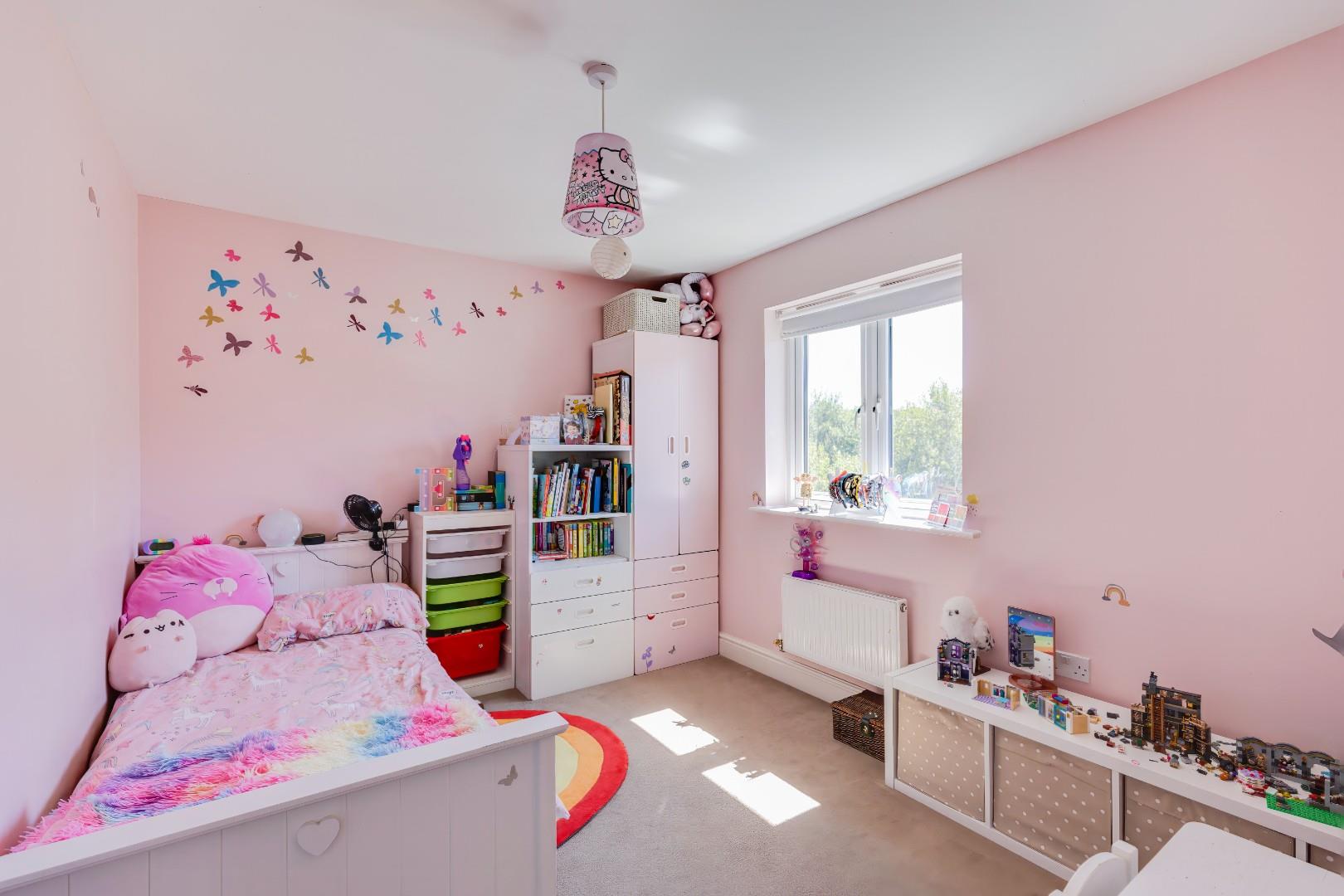 1 Lantern Close, Llanharan, Pontyclun, CF72 9ZB